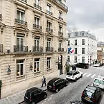 Balzac Apartment